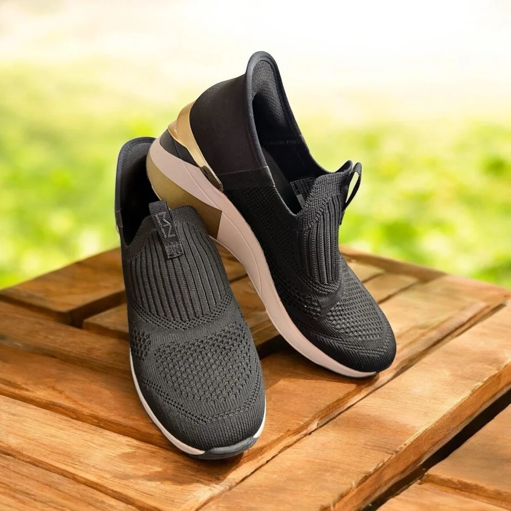 Mark Nason SKECHERS Womens 8 WEDGE Fashion SNEAKERS Black Gold 177667 - Picture 8 of 8